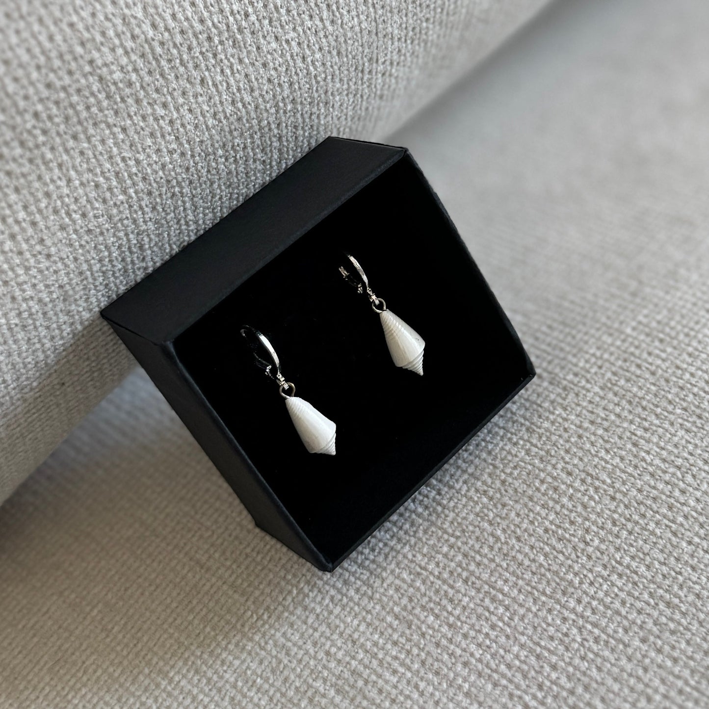 Phoebe Shell Earrings
